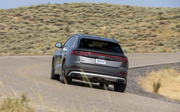 Cars wallpapers Audi Q8 55 TFSI quattro (Samurai Grey Metallic) US-spec - 2025