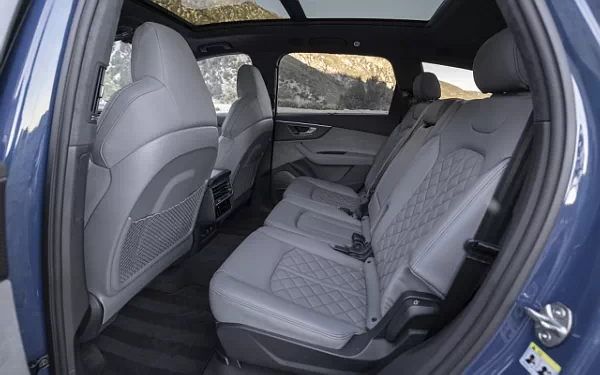 Cars wallpapers Audi SQ7 TFSI (Ascari Blue Metallic) US-spec - 2025