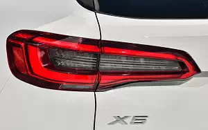 Cars wallpapers BMW X5 xDrive30d US-spec - 2018