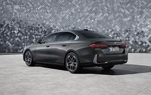 Cars wallpapers BMW 530e - 2023