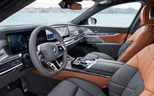 Cars wallpapers BMW i7 M70 xDrive (Aurora Diamond Green) - 2023