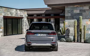 Cars wallpapers BMW X7 xDrive40i - 2022