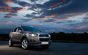 Cars wallpapers Chevrolet Captiva - 2013
