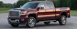 GMC Sierra 2500 HD Denali Crew Cab - 2016