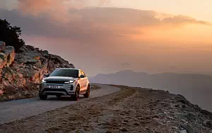 Cars wallpapers Range Rover Evoque R-Dynamic (Seoul Pearl Silver) - 2019