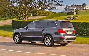 Cars wallpapers Mercedes-Benz GL550 AMG Sports Package US-spec - 2013