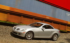Cars wallpapers Mercedes-Benz SLK350 - 2004
