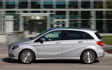 Cars wallpapers Mercedes-Benz B180 - 2011