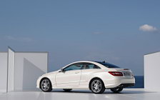 Cars wallpapers Mercedes-Benz E-class Coupe AMG Sport Package - 2009