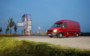 Cars wallpapers Mercedes-Benz Sprinter Panel Van Medium High Roof - 2013