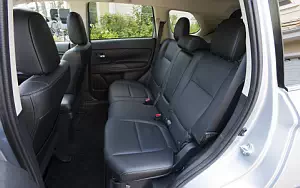 Cars wallpapers Mitsubishi Outlander GT US-spec - 2017
