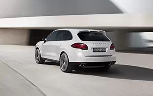 Cars wallpapers Porsche Cayenne Turbo S - 2012