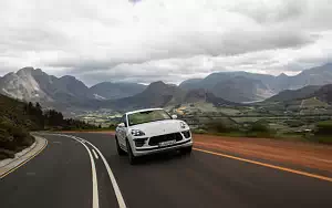 Cars wallpapers Porsche Macan Turbo (Carrara White Metallic) - 2019
