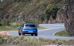 Cars wallpapers Porsche Macan Turbo (Sapphire Blue Metallic) - 2019