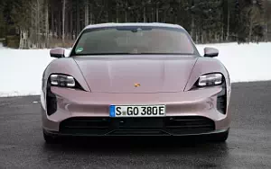 Cars wallpapers Porsche Taycan (Frozen Berry Metallic) - 2021