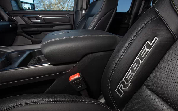 Cars wallpapers Ram 1500 Rebel (Hydro Blue/Diamond Black) - 2024