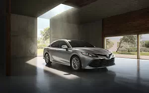 Cars wallpapers Toyota Camry Hybrid XLE US-spec - 2017