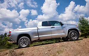 Cars wallpapers Toyota Tundra Double Cab SR5 TRD - 2014