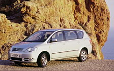 Toyota Avensis Verso - 2001