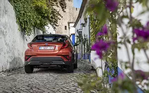 Cars wallpapers Toyota C-HR Hybrid (Orange) - 2019