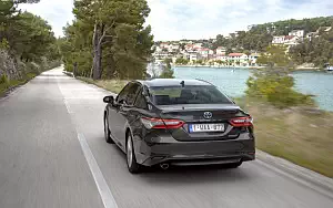 Cars wallpapers Toyota Camry Hybrid - 2019