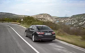 Cars wallpapers Toyota Camry Hybrid - 2019
