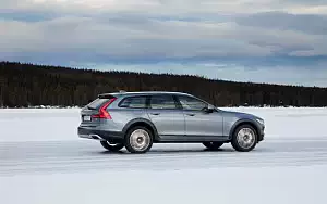 Cars wallpapers Volvo V90 D5 Cross Country - 2017